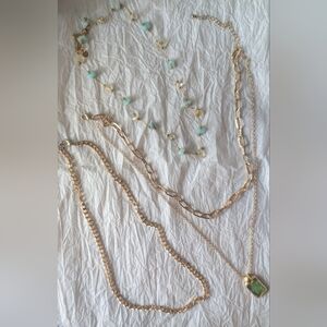 Elegant Gold and Green Necklace Set